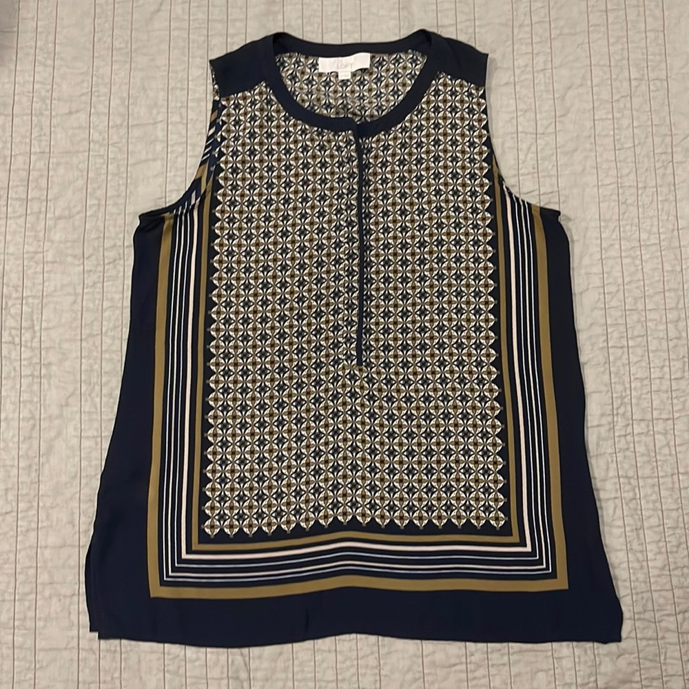 NWOT - LOFT (M) - Sleeveless Tunic Blouse